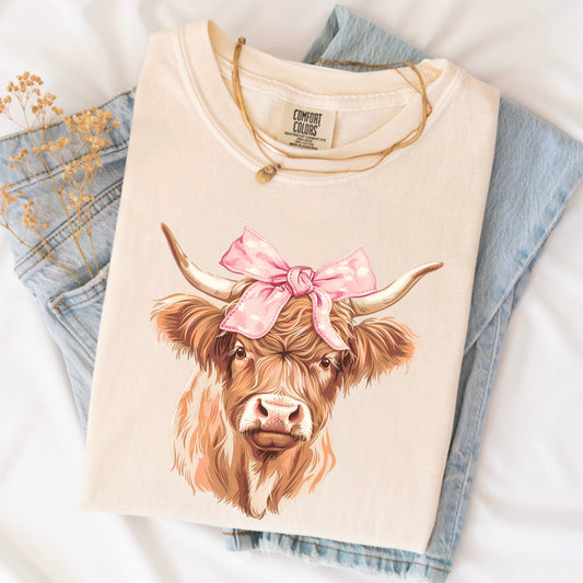 Highland Cow Comfort Color Graphic Tee