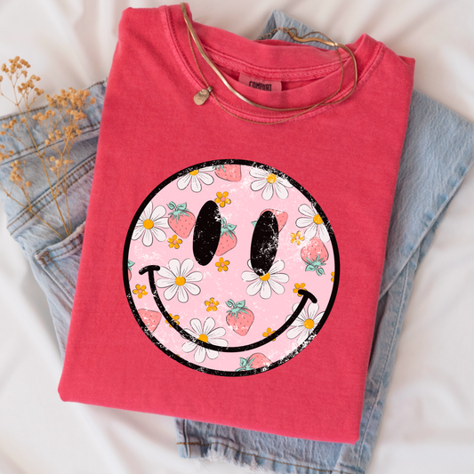 Preppy Strawberry Face Comfort Color Graphic Tee