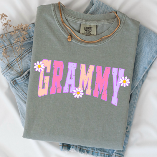 Grammy Daisy Flowers Comfort Color Graphic Tee